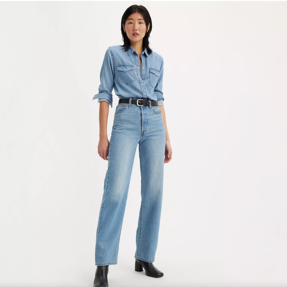 Levi’s Ribcage Straight Ankle Women’s Jeans